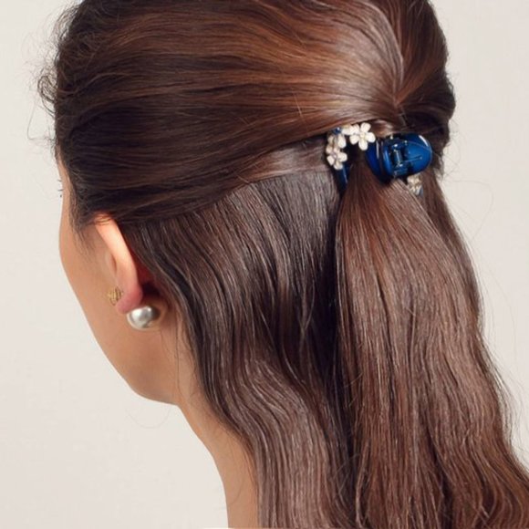 Something Blue Sapphaire Bue Small Hair Clip Claw - Picture 5 of 5